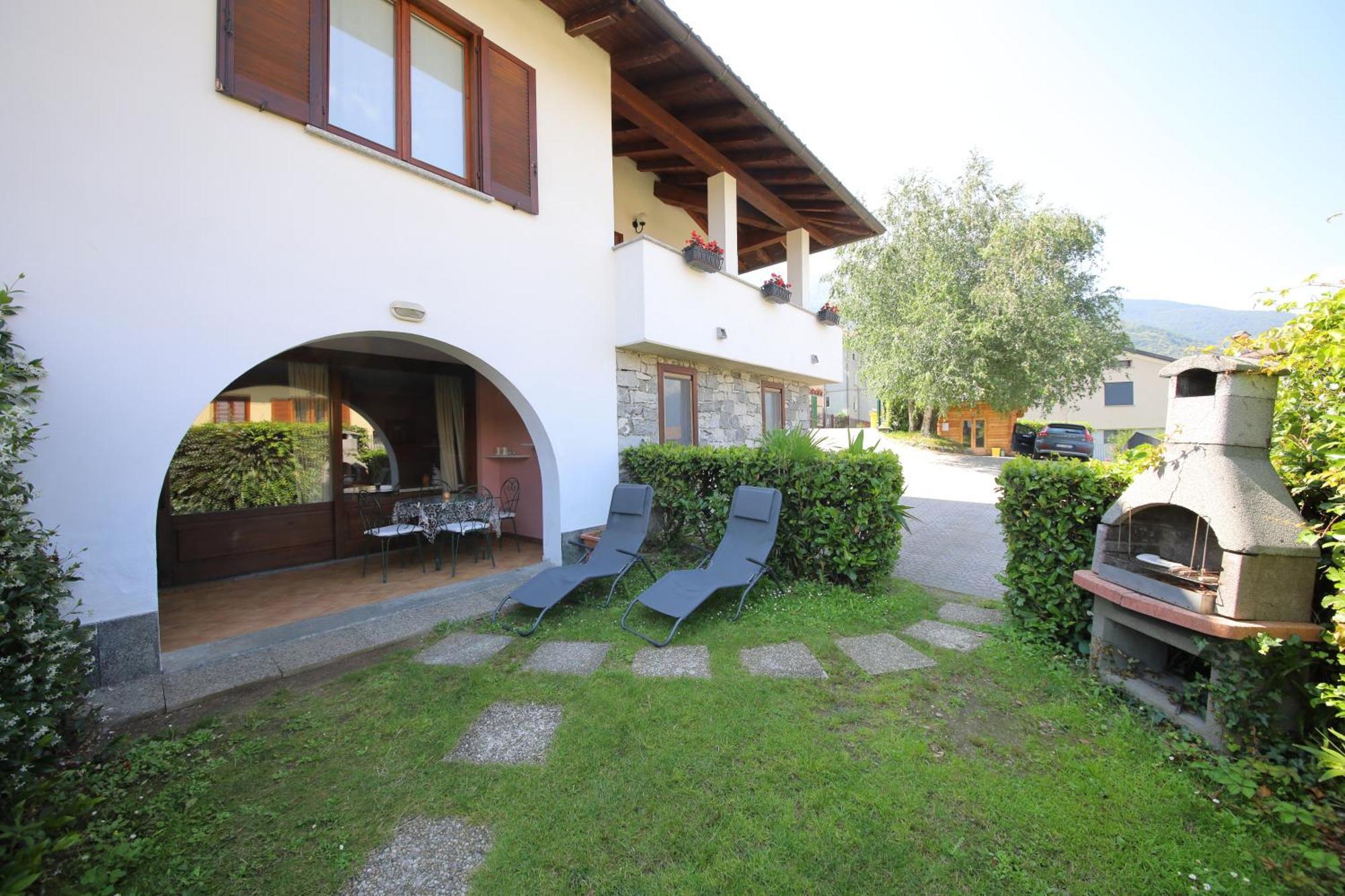 Villa Quattro Stagioni Colico Esterno foto