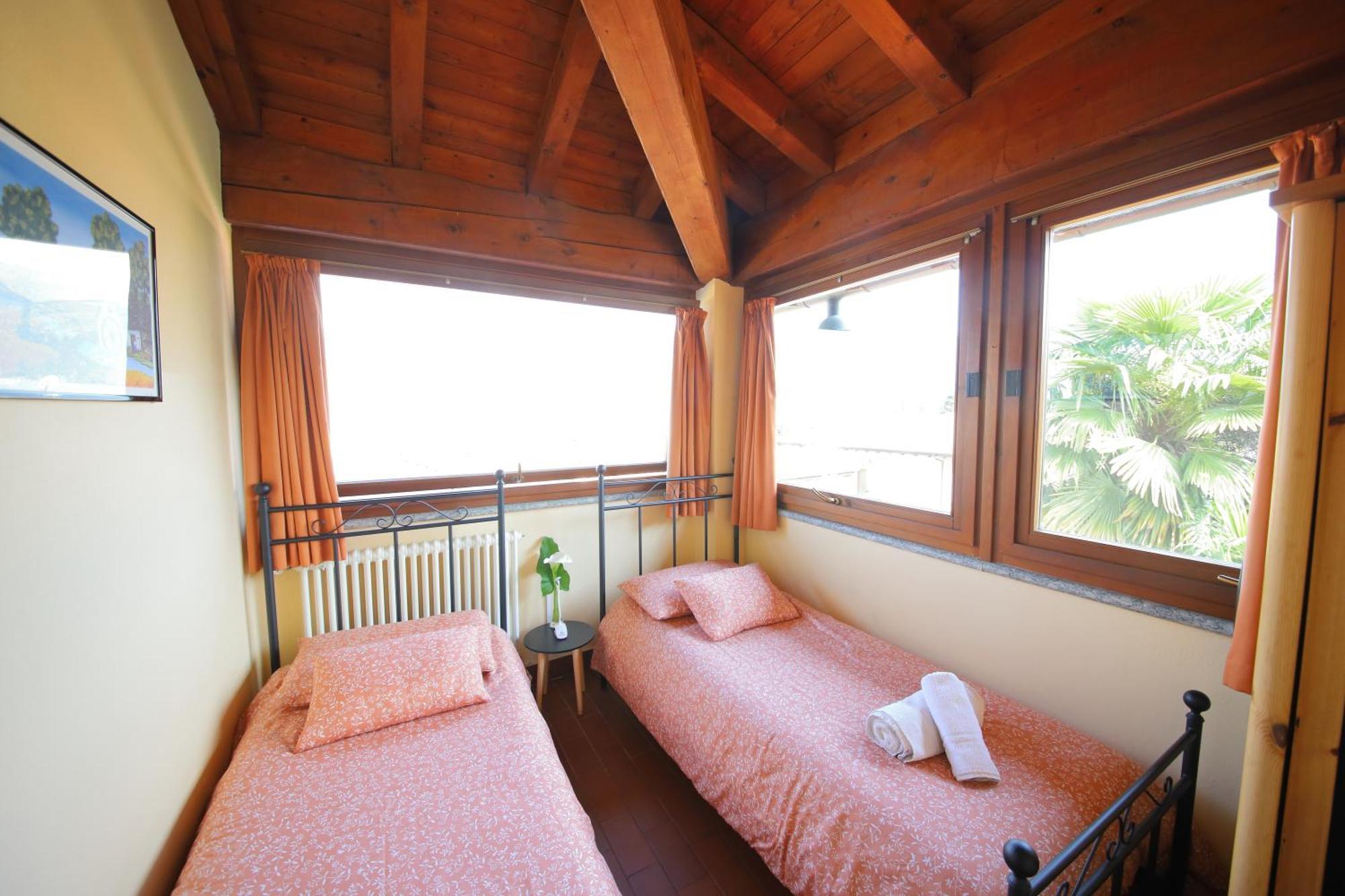 Villa Quattro Stagioni Colico Esterno foto