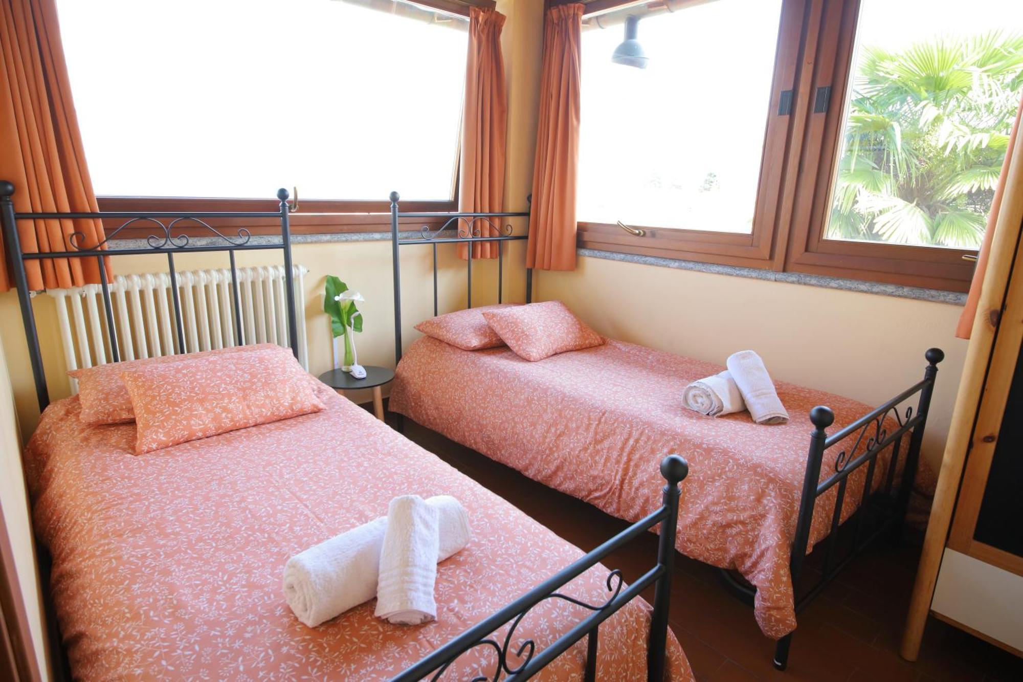 Villa Quattro Stagioni Colico Esterno foto
